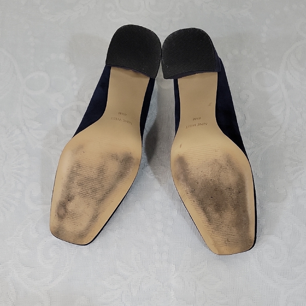 Nine West Navy Blue Suede Block Heels LIKE NEW Size 8.5 - Picture 9 of 11